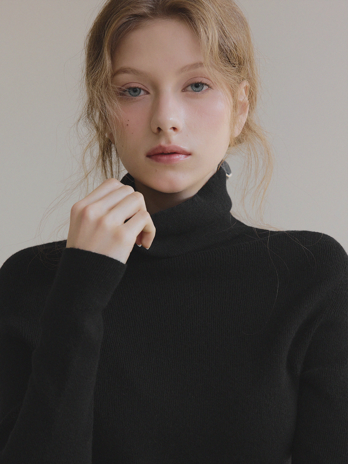 Stevie Turtleneck Long Sleeve Knit-2