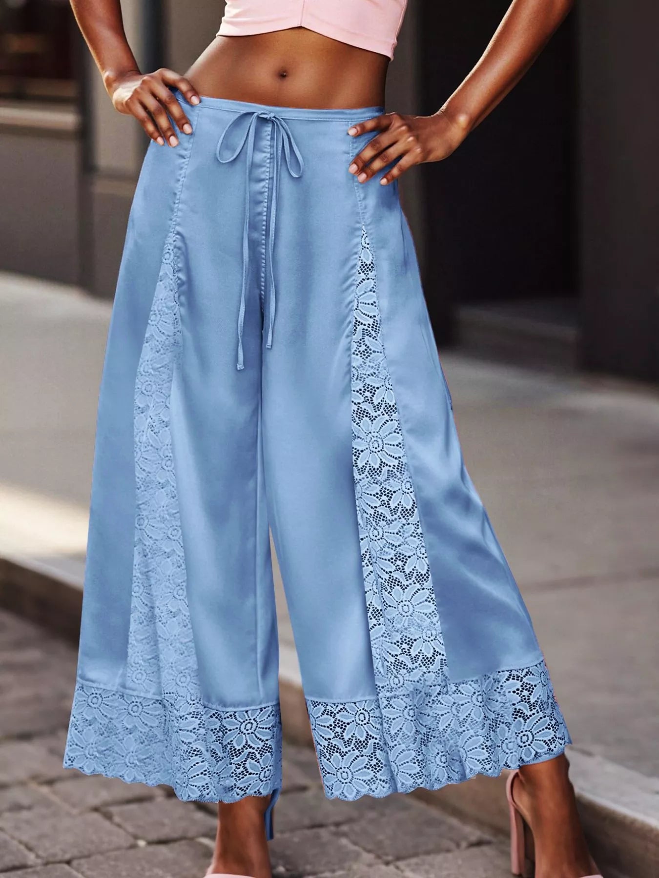 Free Flow Cropped Pants
