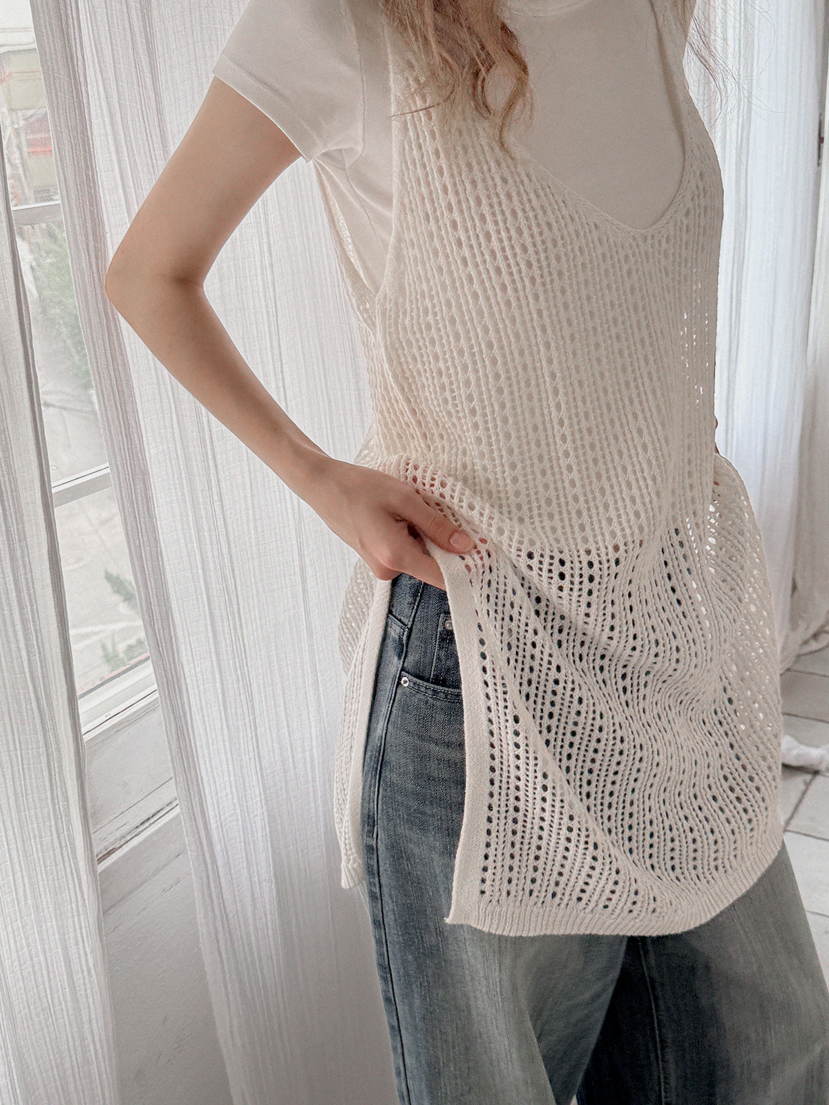 Another Layer Sleeveless Knit Dress-3
